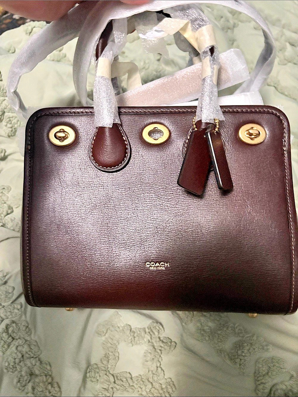 Coach Turnlock Tote Bag 22 Brown Satchel